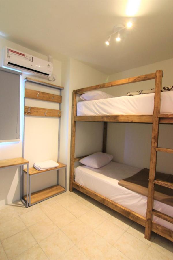 Queen Victoria Apartment Batam Ngoại thất bức ảnh